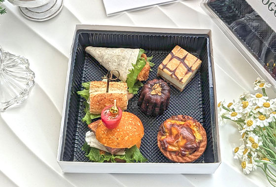 精緻開窗300元餐盒D