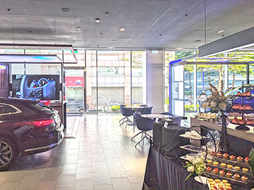 德國福斯旗艦店萬聖節活動