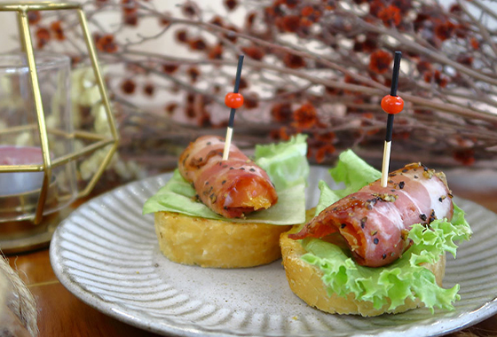 德腸培根開放三明治